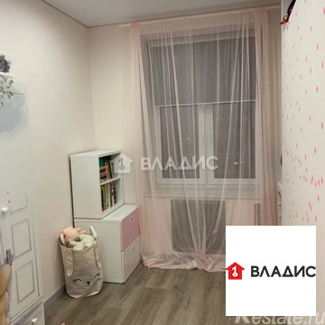 Продажа 4-комн квартиры на вторичном рынке Красногорск, улица Пришвина,  д. 2