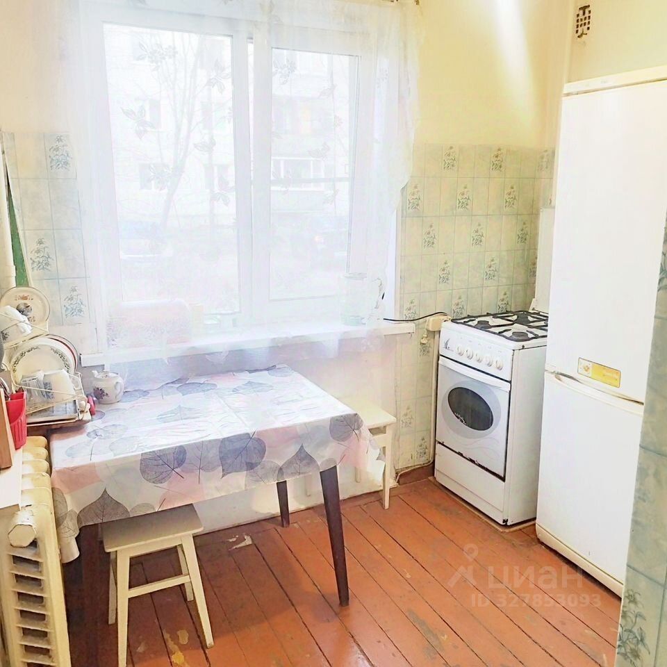 Продажа 2-комн квартиры на вторичном рынке Приозерск, Привокзальная улица, 7