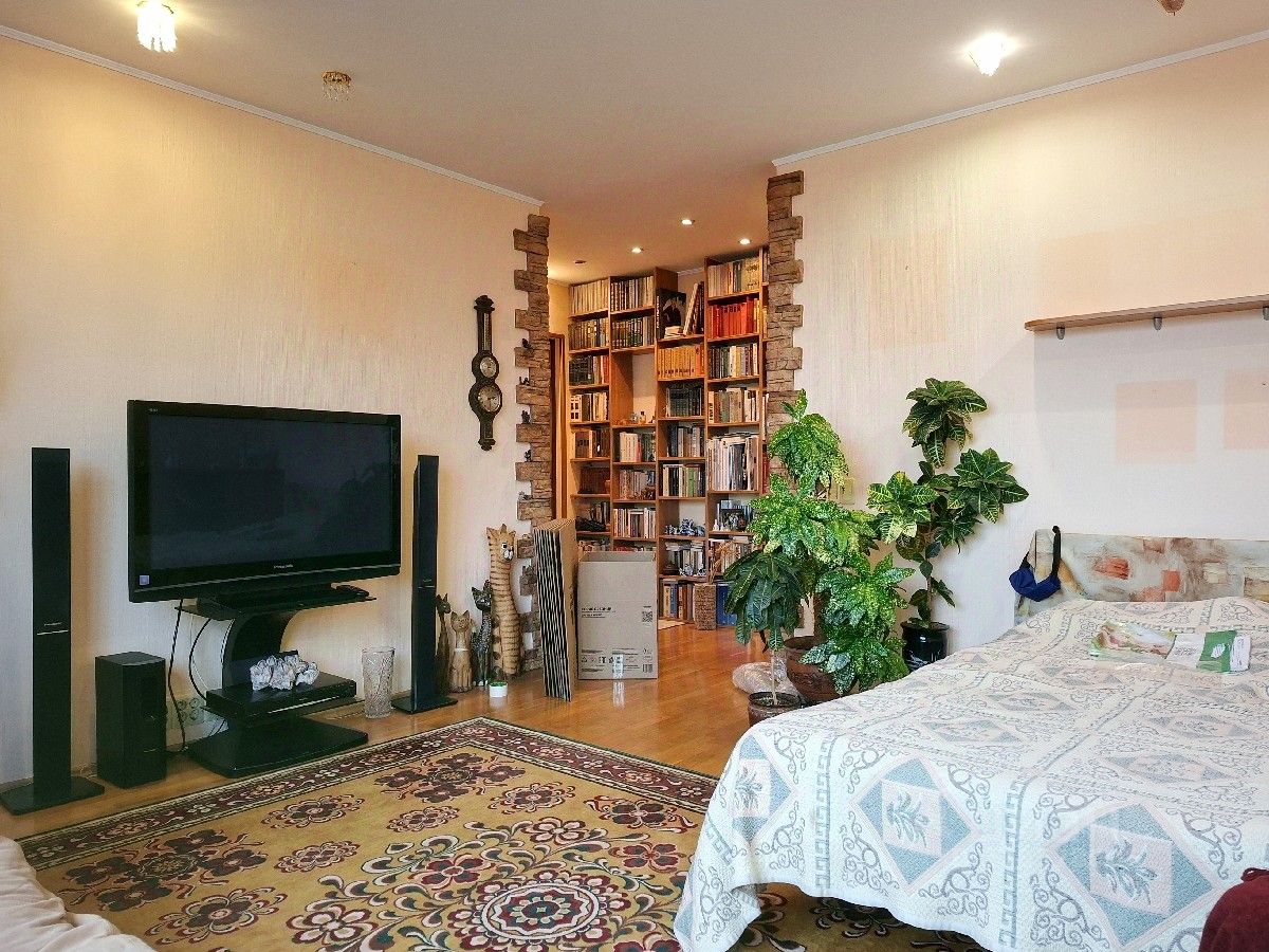 Продажа 3-комн квартиры на вторичном рынке улица Генерала Кузнецова, 19К1