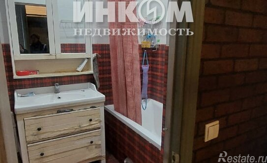 Продажа 3-комн квартиры на вторичном рынке проезд Соломенной Сторожки,  д. 8