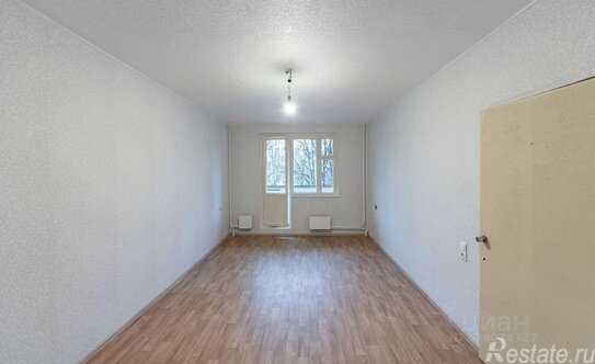 Продажа 1-комн квартиры на вторичном рынке Парковая 4-я ул,  д. 28