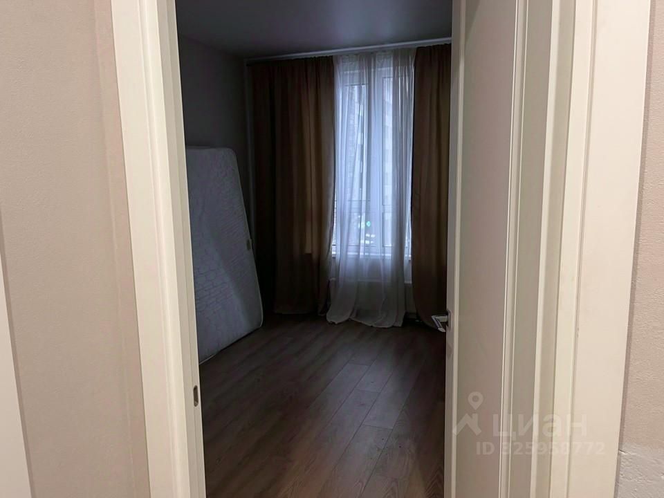 Продажа 1-комн квартиры на вторичном рынке Заречье пгт, улица Луговая, 6к1