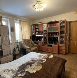 Продажа 2-комн квартиры на вторичном рынке Богатырский пр-кт