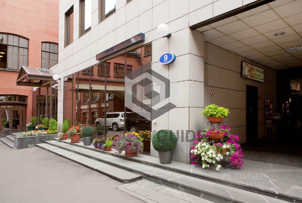 Продажа 3-комн квартиры на вторичном рынке Трехпрудный переулок, 9