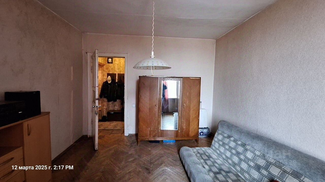 Продажа 3-комн квартиры на вторичном рынке проспект Буденного, 25