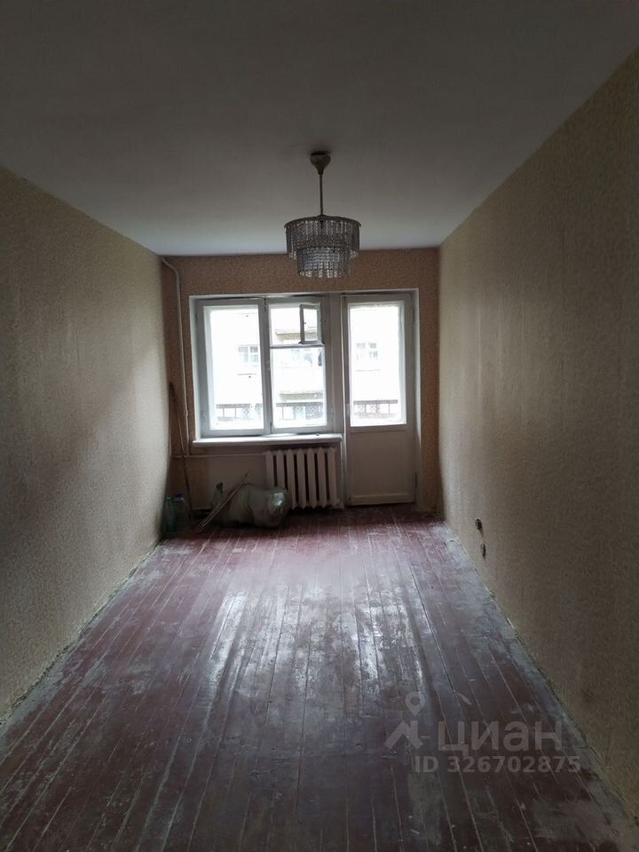 Продажа комнаты Луга, проспект Кирова, 87