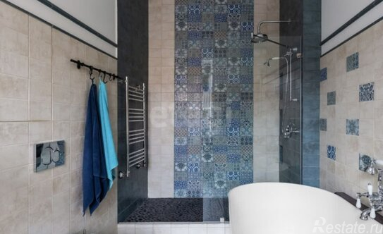 Продажа 4-комн квартиры на вторичном рынке улица Союза Печатников,  д. 28/29