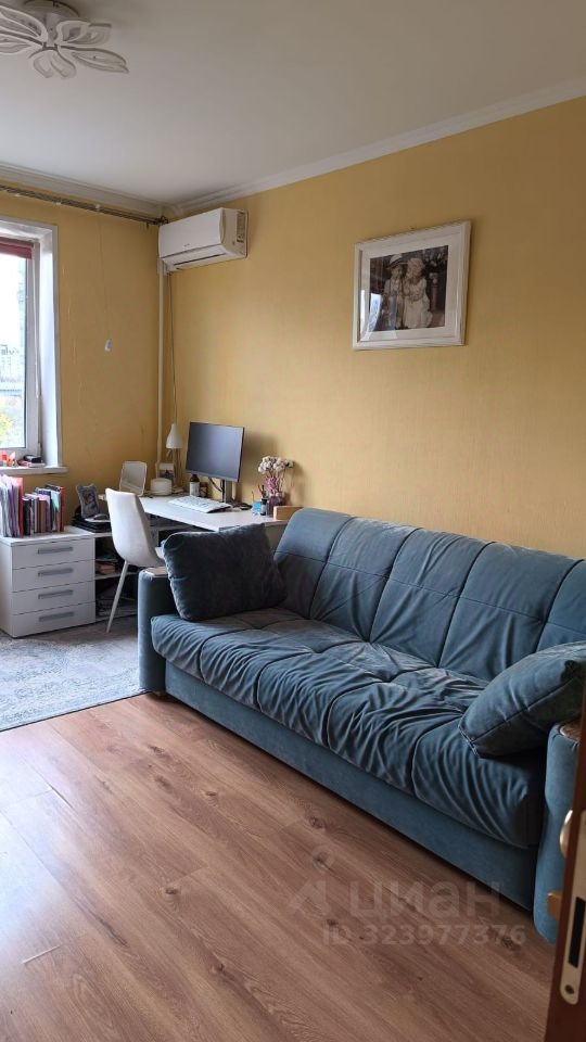 Продажа 2-комн квартиры на вторичном рынке Пролетарский проспект, 17К1