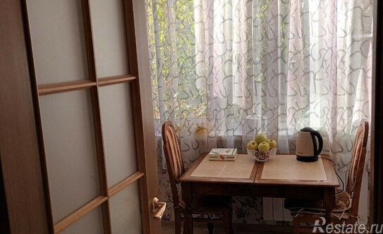 Продажа 3-комн квартиры на вторичном рынке Будапештская улица,  д. 63 к1