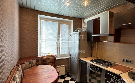 Продажа 1-комн квартиры на вторичном рынке Гурьянова ул,  д. 39