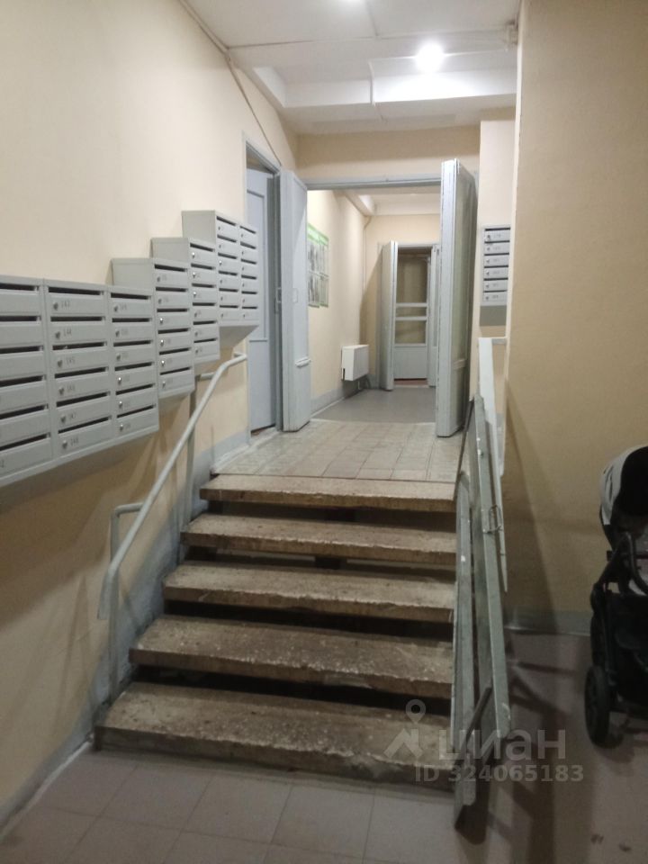 Продажа 1-комн квартиры на вторичном рынке улица Винокурова, 12К4