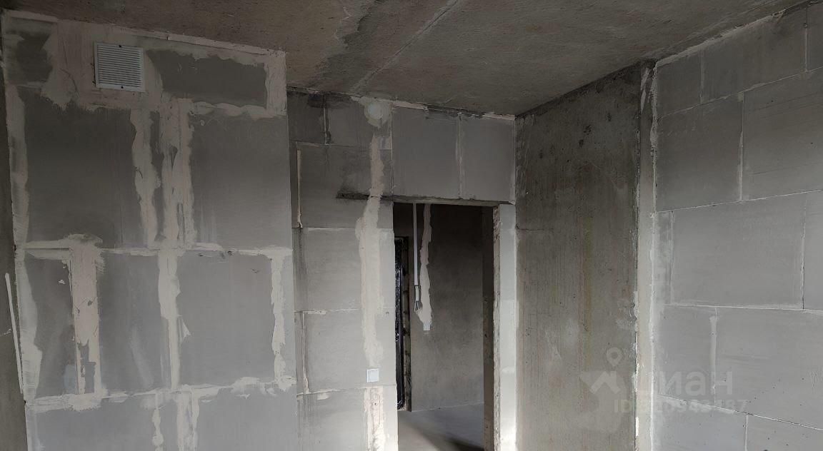 Продажа 1-комн квартиры на вторичном рынке Центральный мкр, улица Кирова, 17к1