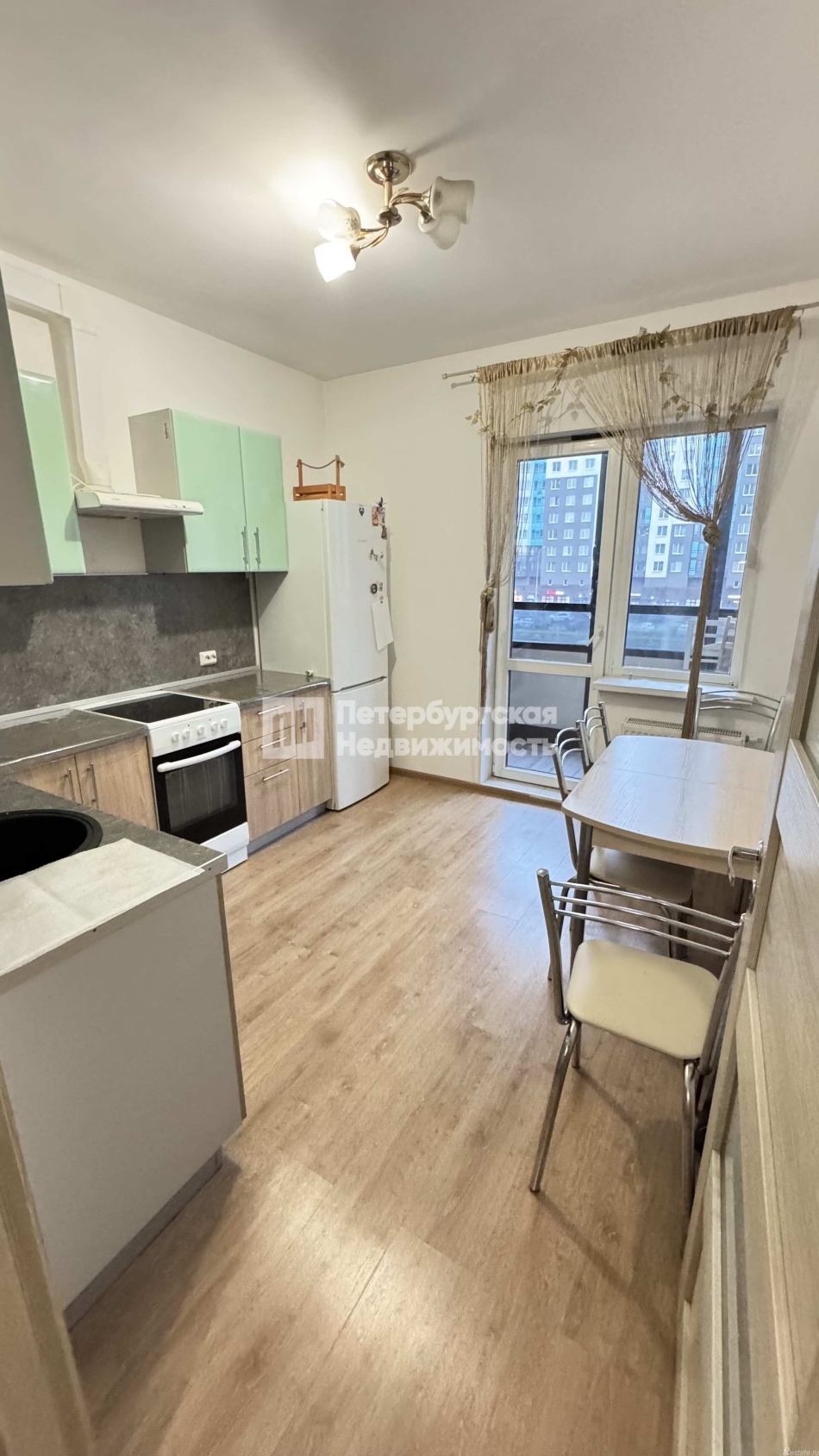 Аренда 1-комн квартиры на вторичном рынке Комендантский пр-кт, д 71 к 1