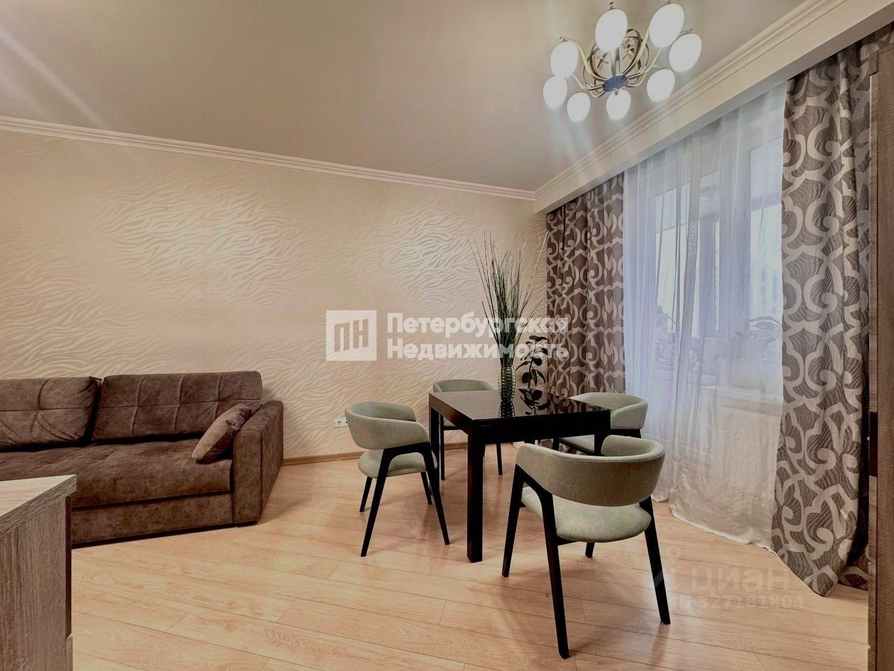 Продажа 3-комн квартиры на вторичном рынке Комендантский проспект, 53к1