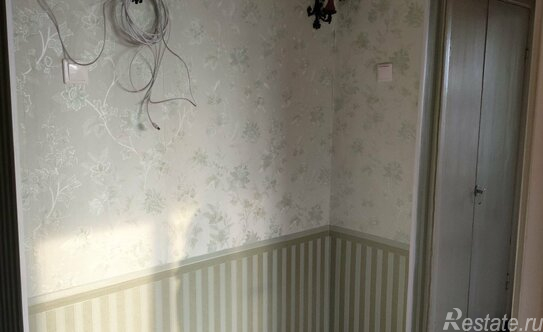 Продажа 2-комн квартиры на вторичном рынке Новаторов б-р,  д. 92