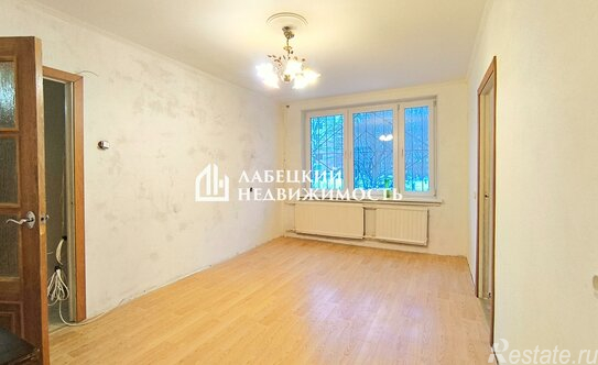 Продажа 3-комн квартиры на вторичном рынке ул Учительская,  д. 5,  к. 2