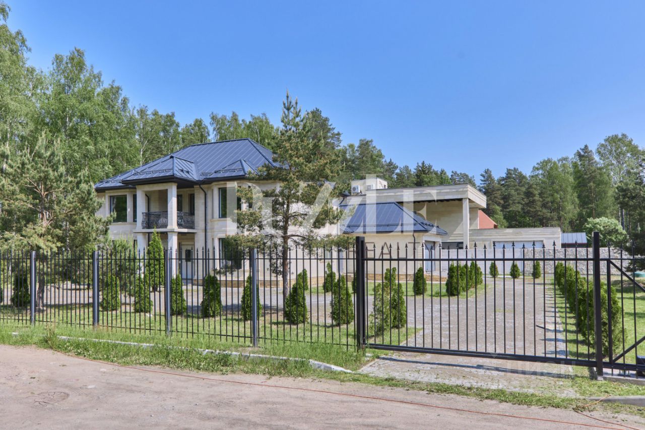 Продажа дома пос. Комарово, Цветочная улица, 22к9