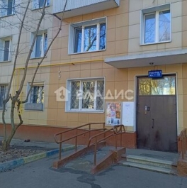 Продажа 2-комн квартиры на вторичном рынке Болотниковская улица,  д. 21 к1