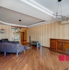 Продажа 3-комн квартиры на вторичном рынке улица Фридриха Энгельса,  д. 31/35