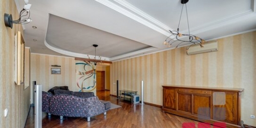 3-комн квартира улица Фридриха Энгельса,  д. 31/35