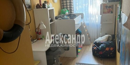 3-комн квартира Рашетова улица,  д. 7