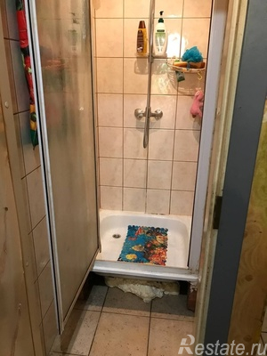 Продажа комнаты Новоладожская ул,  д. 12а