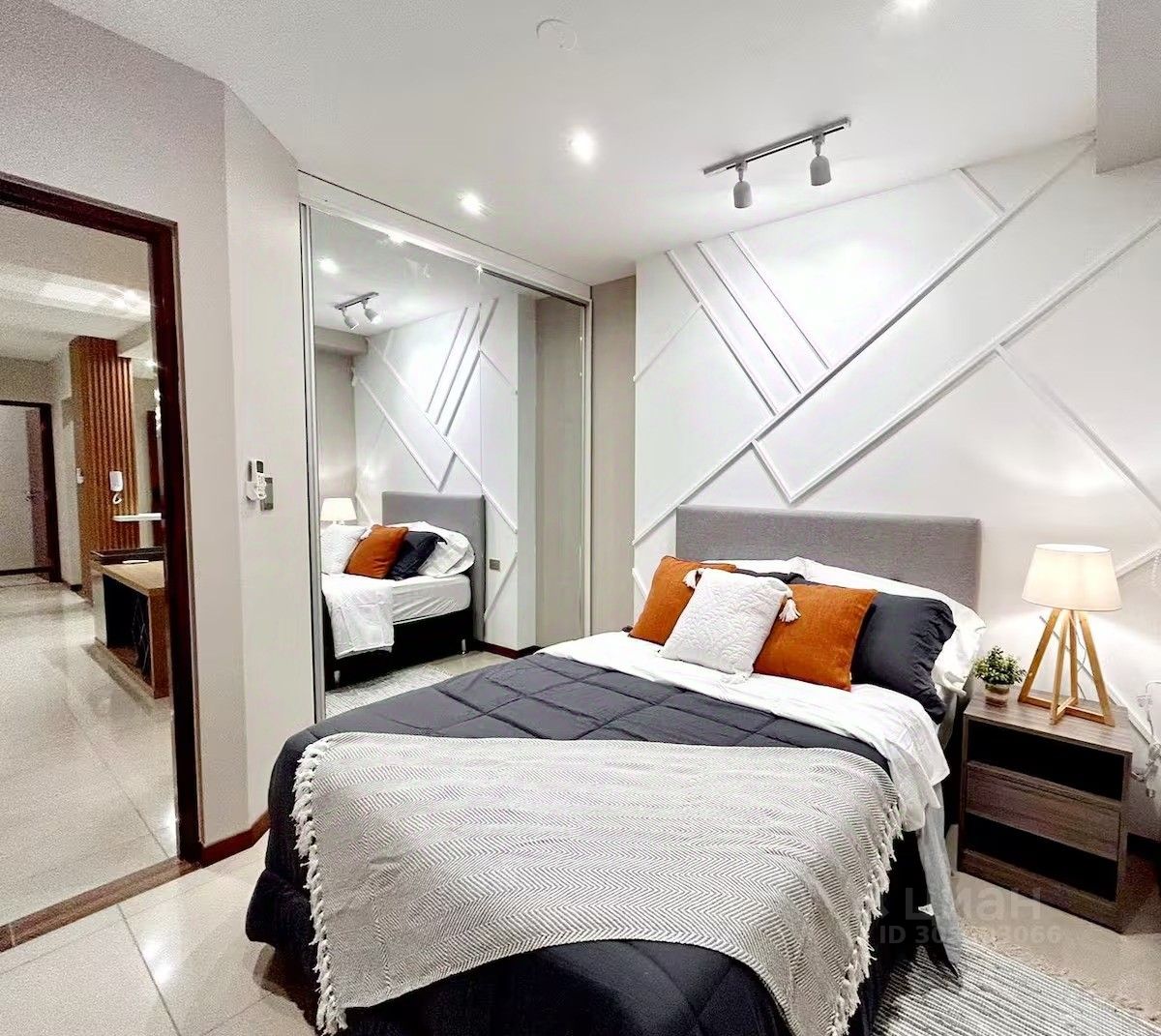 Продажа 2-комн квартиры на вторичном рынке улица Усачева, 2С3