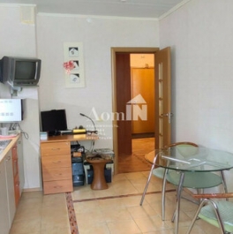 Продажа 1-комн квартиры на вторичном рынке ул Манчестерская,  д. 10,  к. 2