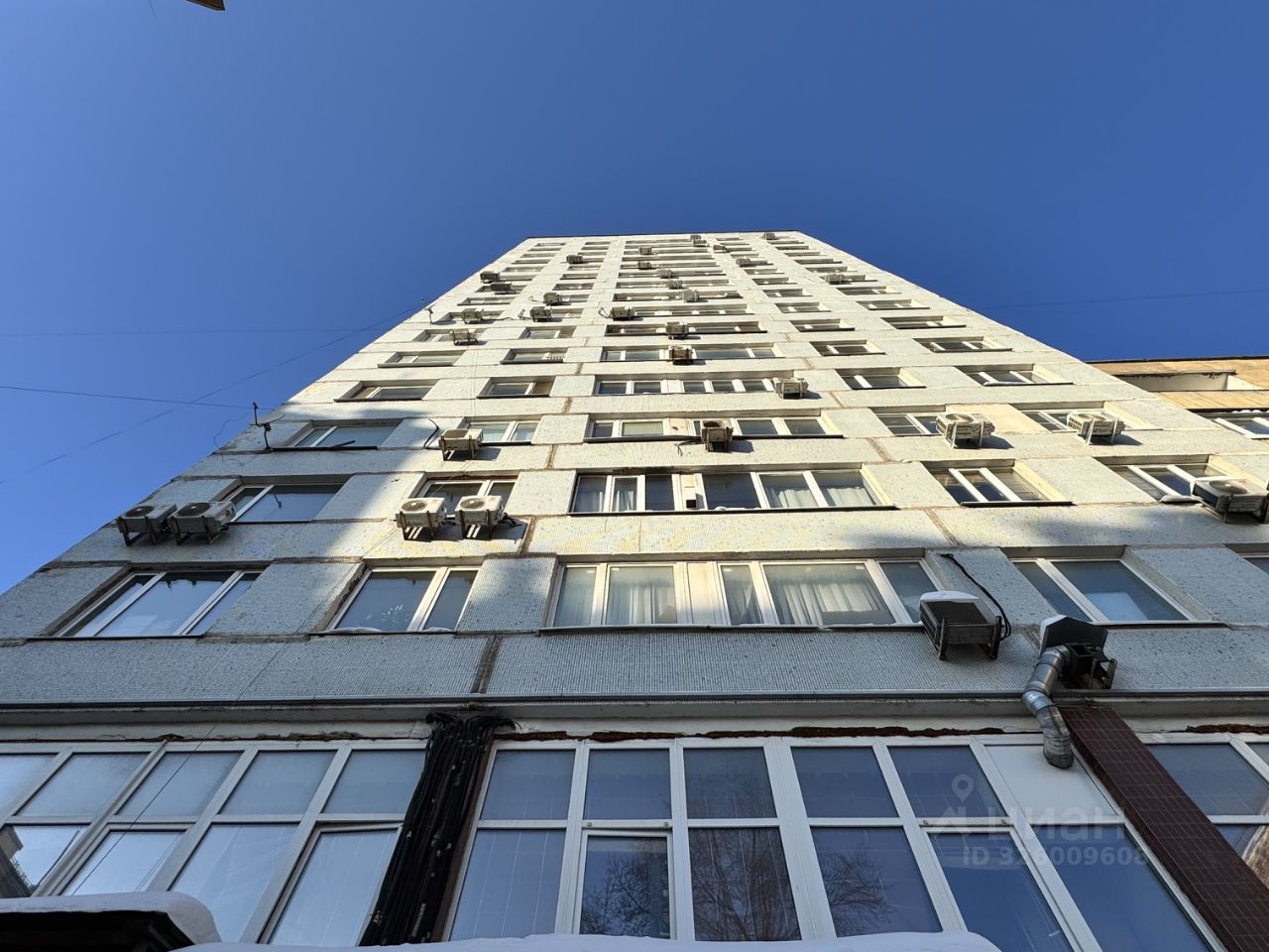 Продажа 1-комн квартиры на вторичном рынке Воротниковский переулок, 14/12с1