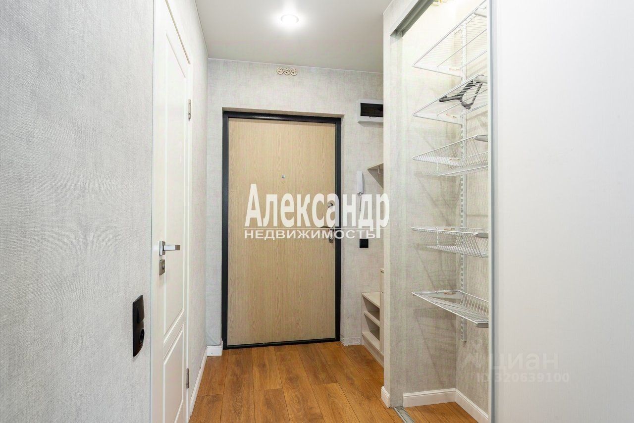 Продажа 1-комн квартиры на вторичном рынке пос. Новогорелово, бульвар Десантника Вадима Чугунова, 5