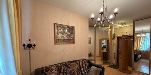 2-комн квартира улица Маши Порываевой,  д. 38