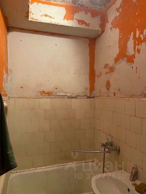 Продажа 2-комн квартиры на вторичном рынке Затонная улица, 9К1