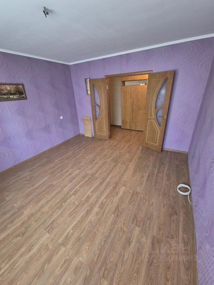 Продажа 3-комн квартиры на вторичном рынке Коломна, Окский проспект, 4