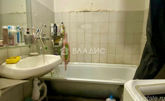 Продажа 2-комн квартиры на вторичном рынке Южнобутовская улица,  д. 51