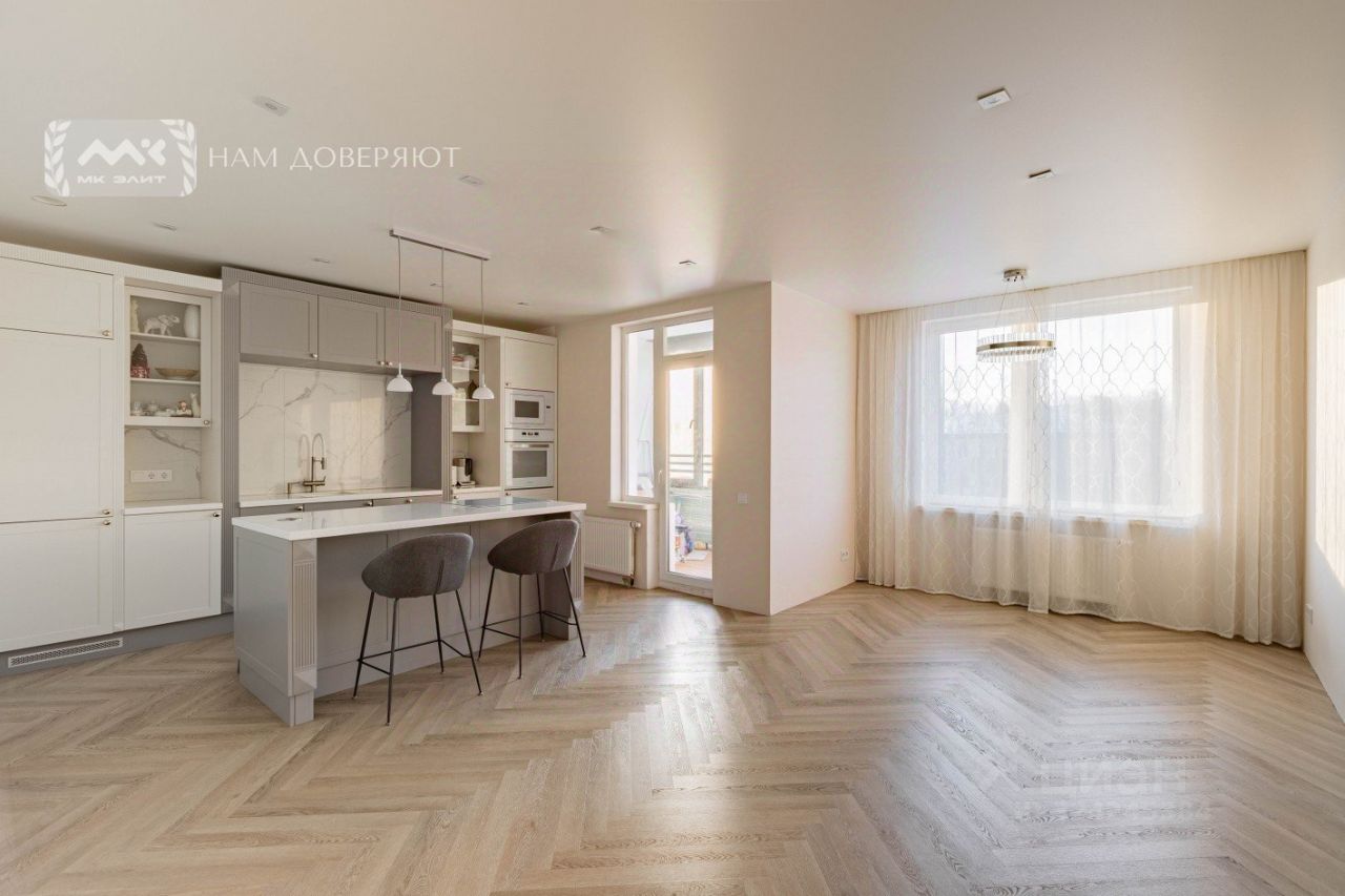 Продажа 1-комн квартиры на вторичном рынке Новолитовская улица, 10