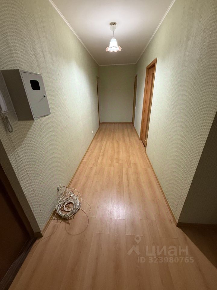 Продажа 2-комн квартиры на вторичном рынке Красное Село, улица Освобождения, 33к1