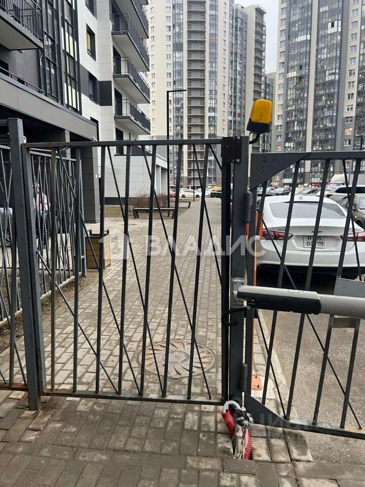 Продажа 1-комн квартиры на вторичном рынке улица Русановская, 24