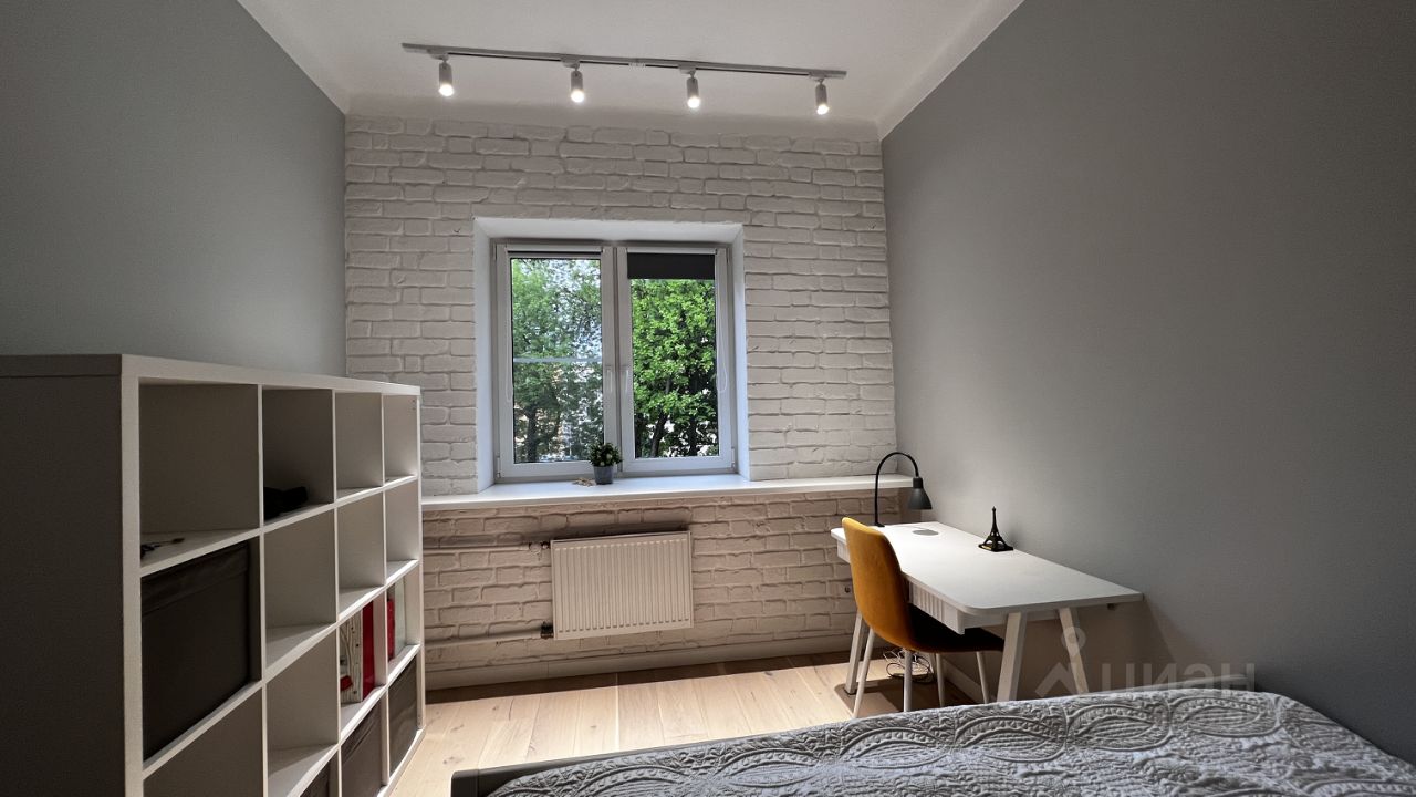 Продажа 3-комн квартиры на вторичном рынке Кавалергардская улица, 21