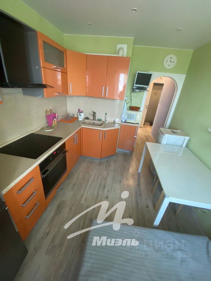 Продажа 1-комн квартиры на вторичном рынке Химки, улица Академика Грушина, 2/10