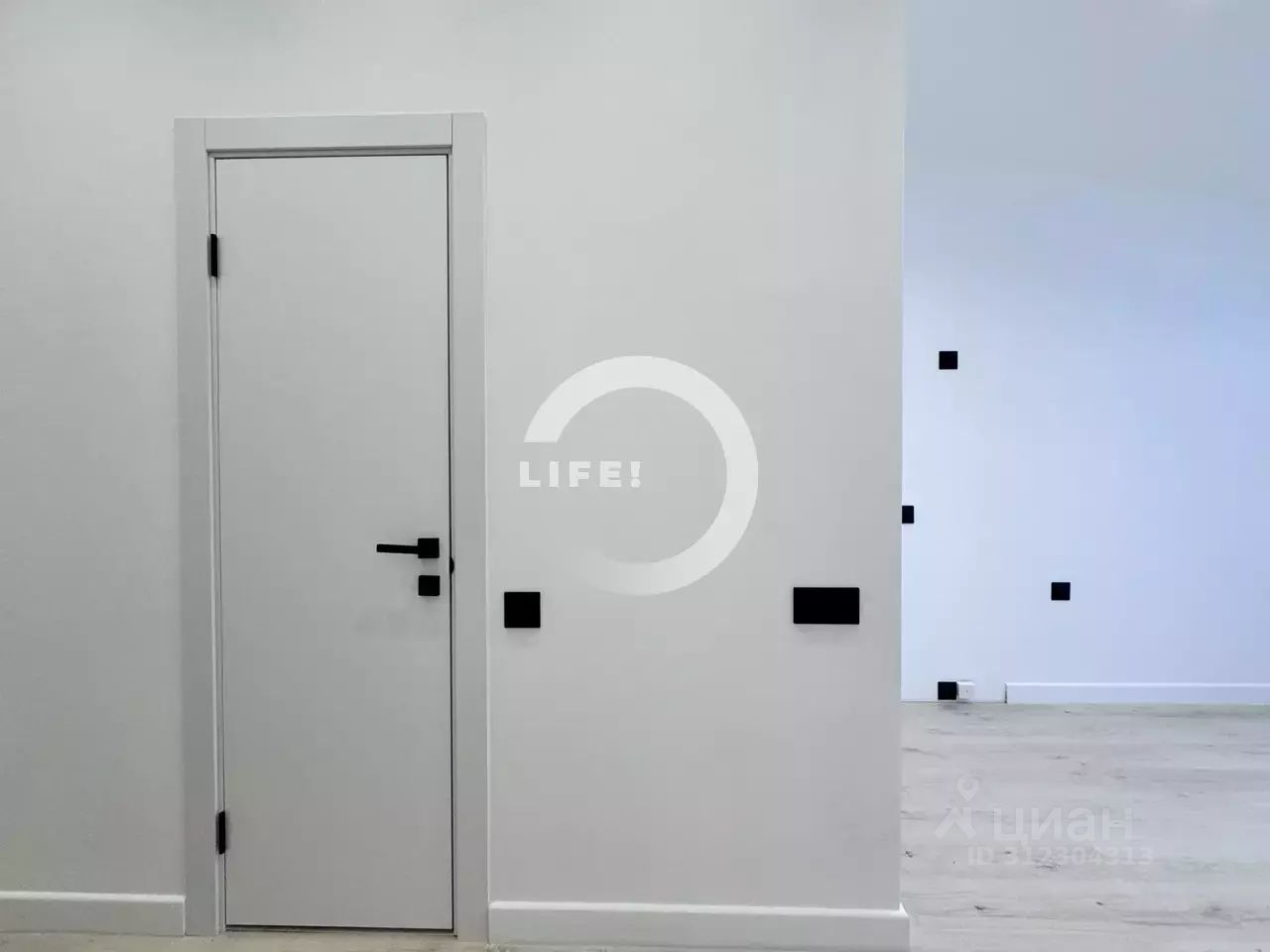 Продажа 1-комн квартиры на вторичном рынке 4-я Васильевского острова линия, 51