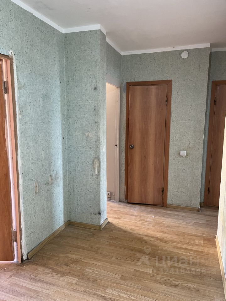 Продажа 3-комн квартиры на вторичном рынке Славянский бульвар, 9к6