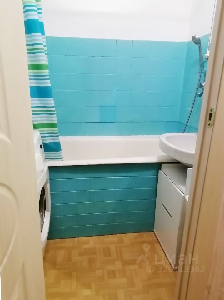 Продажа 2-комн квартиры на вторичном рынке В мкр, Новая Ладога, 7