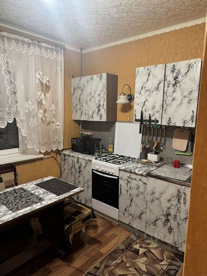 Продажа 1-комн квартиры на вторичном рынке Ликино-Дулево, улица Текстильщиков,  д. 6