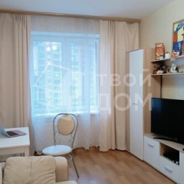 Продажа 1-комн квартиры на вторичном рынке улица Валерия Гаврилина,  д. 13 к1 с1