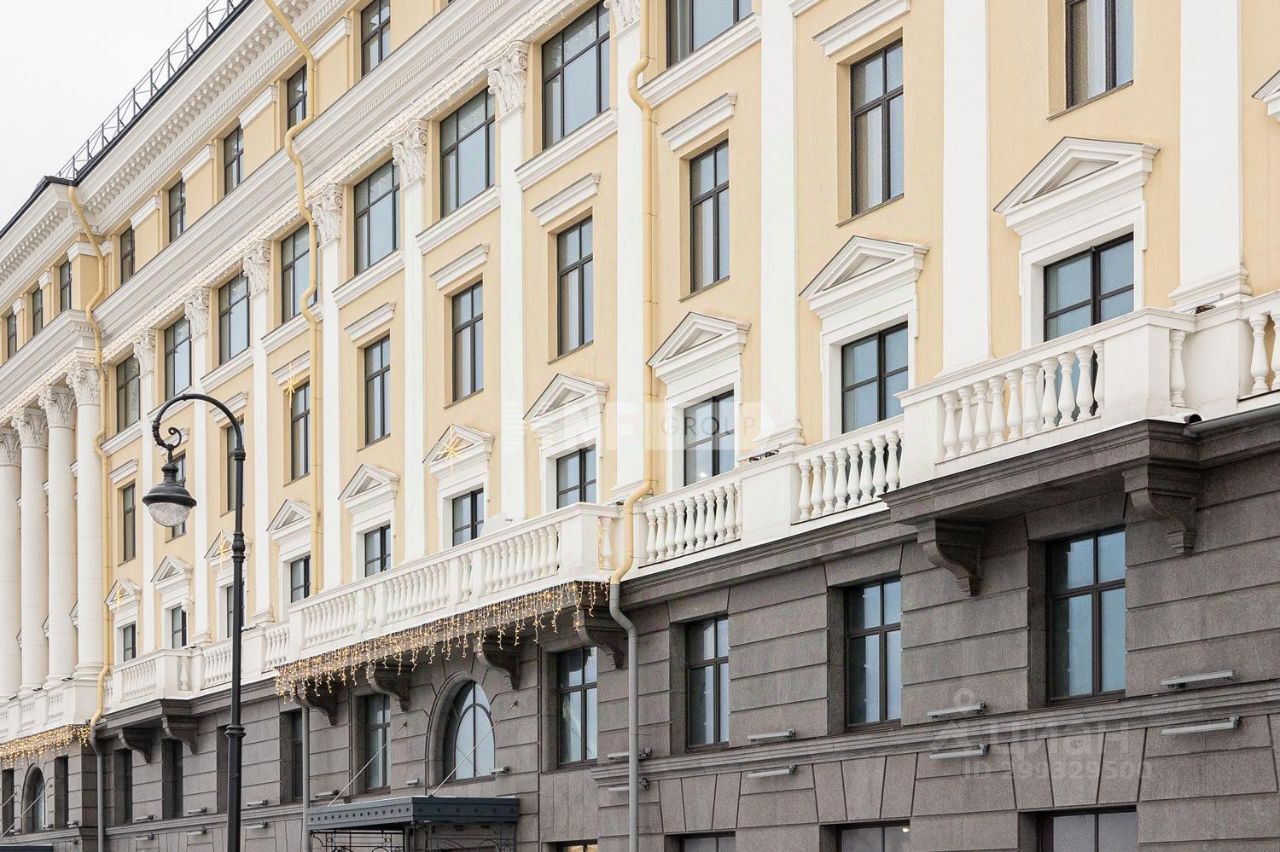 Продажа 2-комн квартиры на вторичном рынке набережная Воскресенская, 32