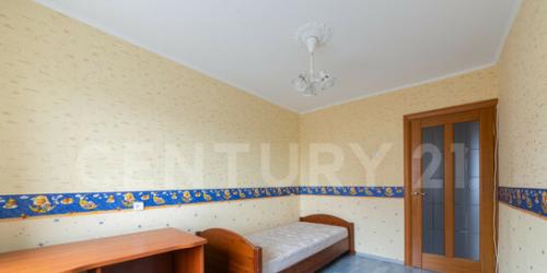 3-комн квартира Ветеранов пр-кт,  д. 114,  к. 1