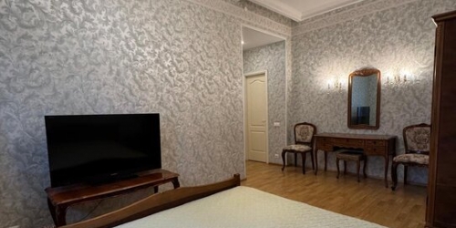 3-комн квартира Кузнецовская улица,  д. 40