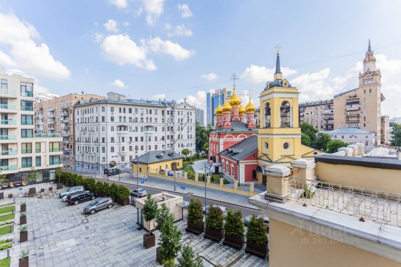 Продажа 3-комн квартиры на вторичном рынке 1-й Смоленский переулок, 21