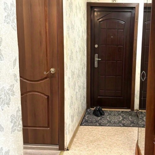 2-комн квартира Вырица городской поселок, улица Слуцкая, 11