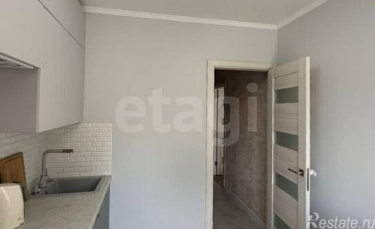 Продажа 1-комн квартиры на вторичном рынке улица Гастелло,  д. 37